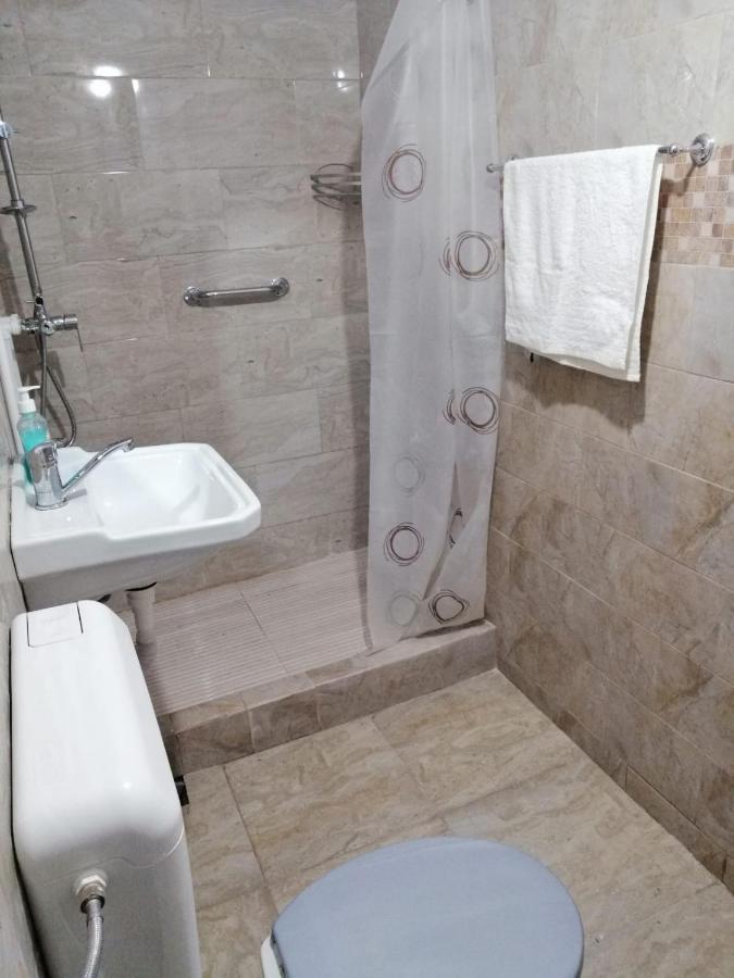 Very Good Location Hunedoara Buitenkant foto